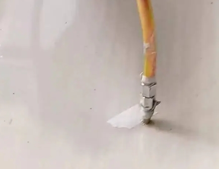 点军瓷砖空鼓维修公司专业解答在瓷砖铺贴过程中，如果使用的砂料过粗（如全部使用了粗砂），可能会导致以下问题